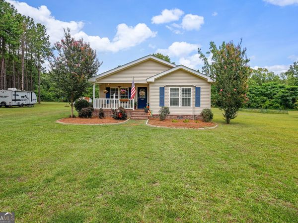 1327 R L Roberts Road, Pembroke, GA 31321