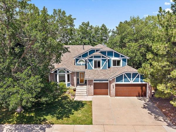 8247 W Chestnut Avenue , Littleton, CO 80128