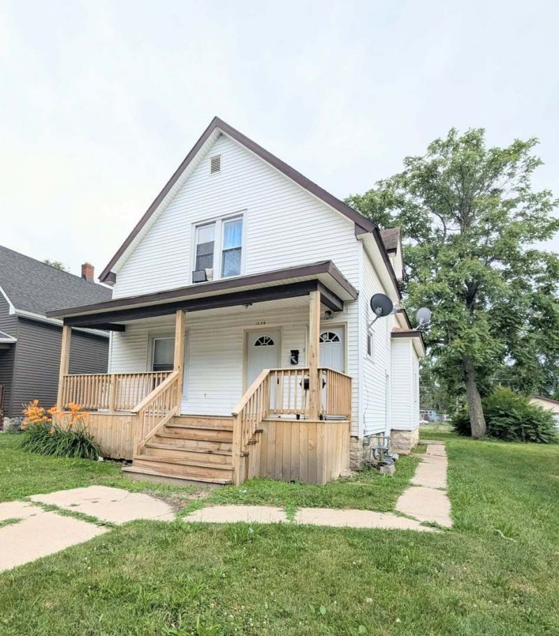 1338 E Chestnut Street , Kankakee, IL 60901 Main Photo