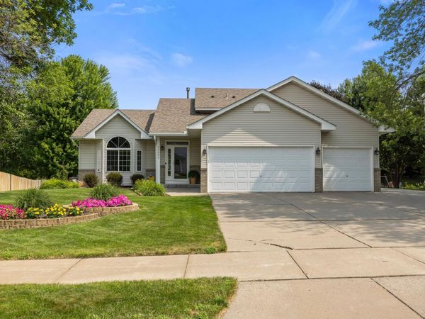 22002 Elm Parkway, Rogers, MN 55374