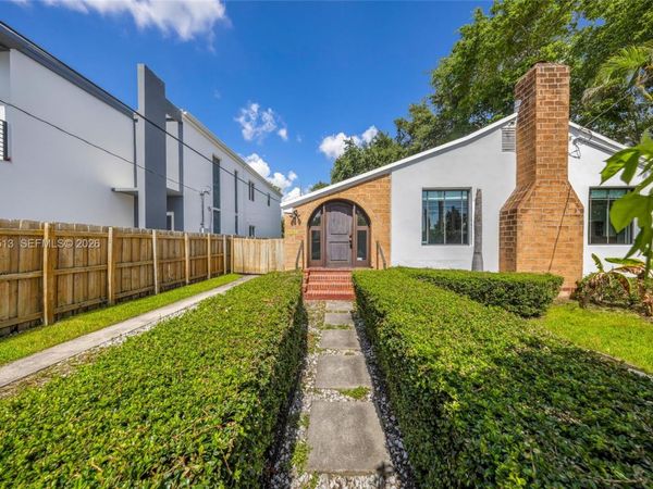 7020 NE 5th Ave , Miami, FL 33138