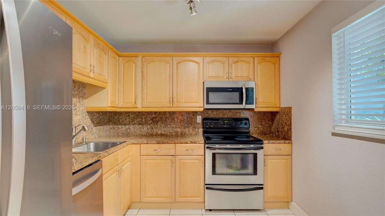 7910 Camino Real, Unit N105, Miami, FL 33143 Photo