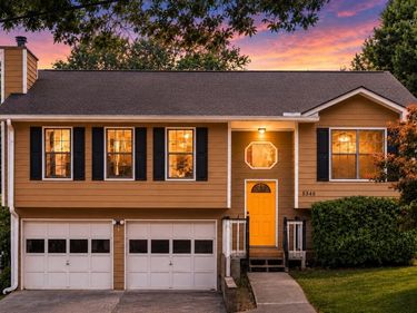 5548 Elderberry Lane, Flowery Branch, GA 30542