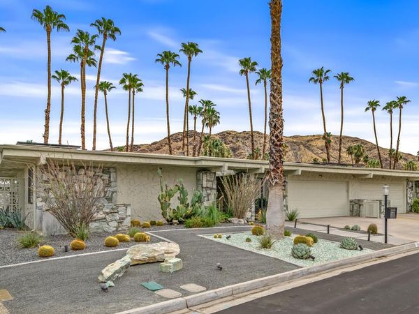2162 S La Paz Way, Palm Springs, CA 92264