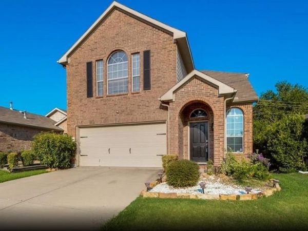 5804 Melanie Court , Fort Worth, TX 76131