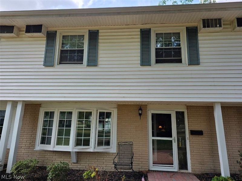 13 Meadowlawn Drive, Unit 4, Mentor, OH 44060 Photo 1