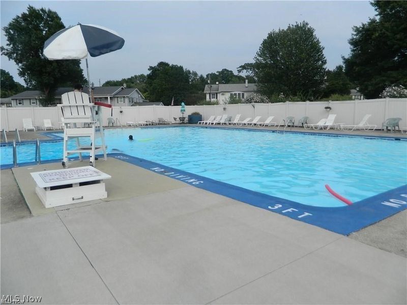 13 Meadowlawn Drive, Unit 4, Mentor, OH 44060 Photo 25