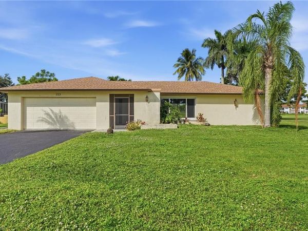 223 Pine Valley CIR , NAPLES, FL 34113