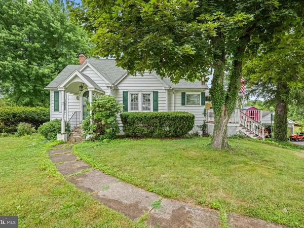 613 CENTENNIAL STREET, SCHWENKSVILLE, PA 19473