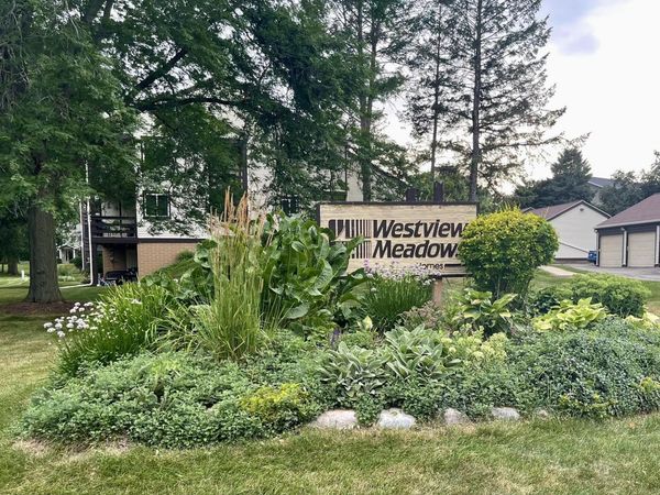 1 Creekside Way, Unit 9, Madison, WI 53717