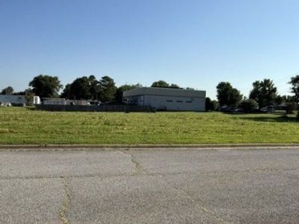 Kaylee , Springdale, AR 72762