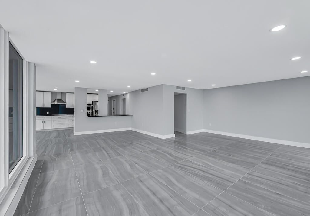 2751 S Ocean Drive, Unit 1008, Hollywood, FL 33019 Photo