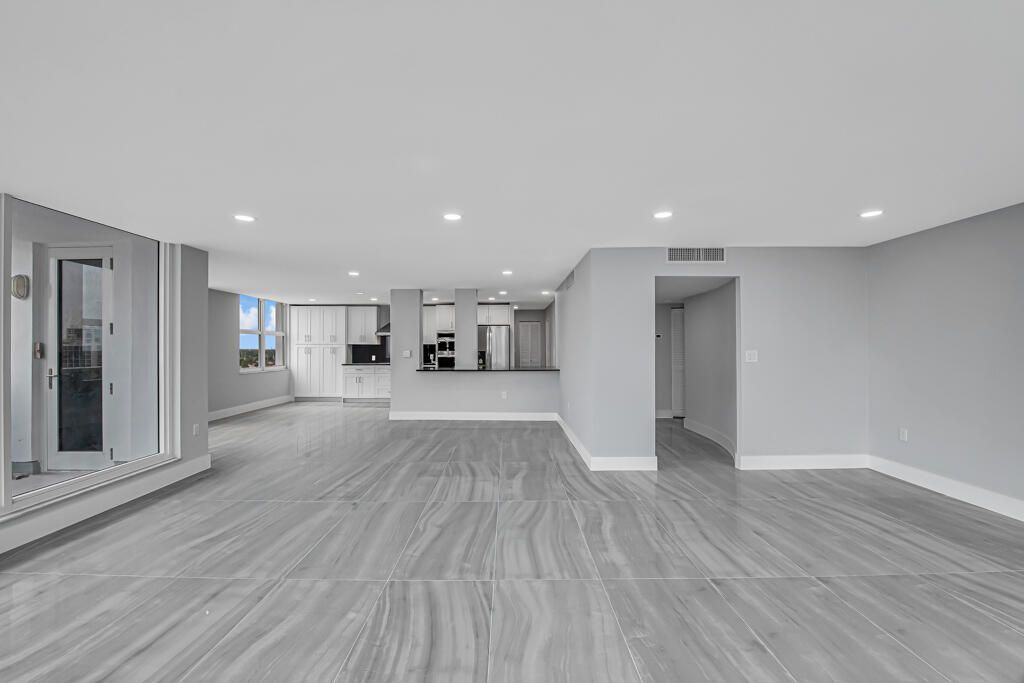 2751 S Ocean Drive, Unit 1008, Hollywood, FL 33019 Photo