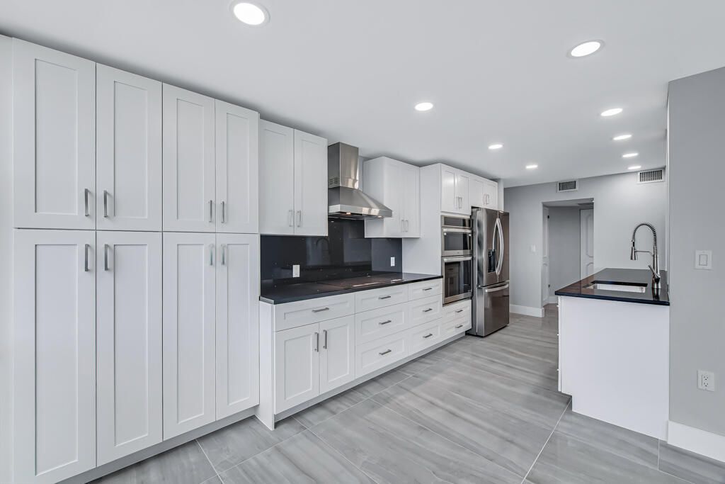 2751 S Ocean Drive, Unit 1008, Hollywood, FL 33019 Photo
