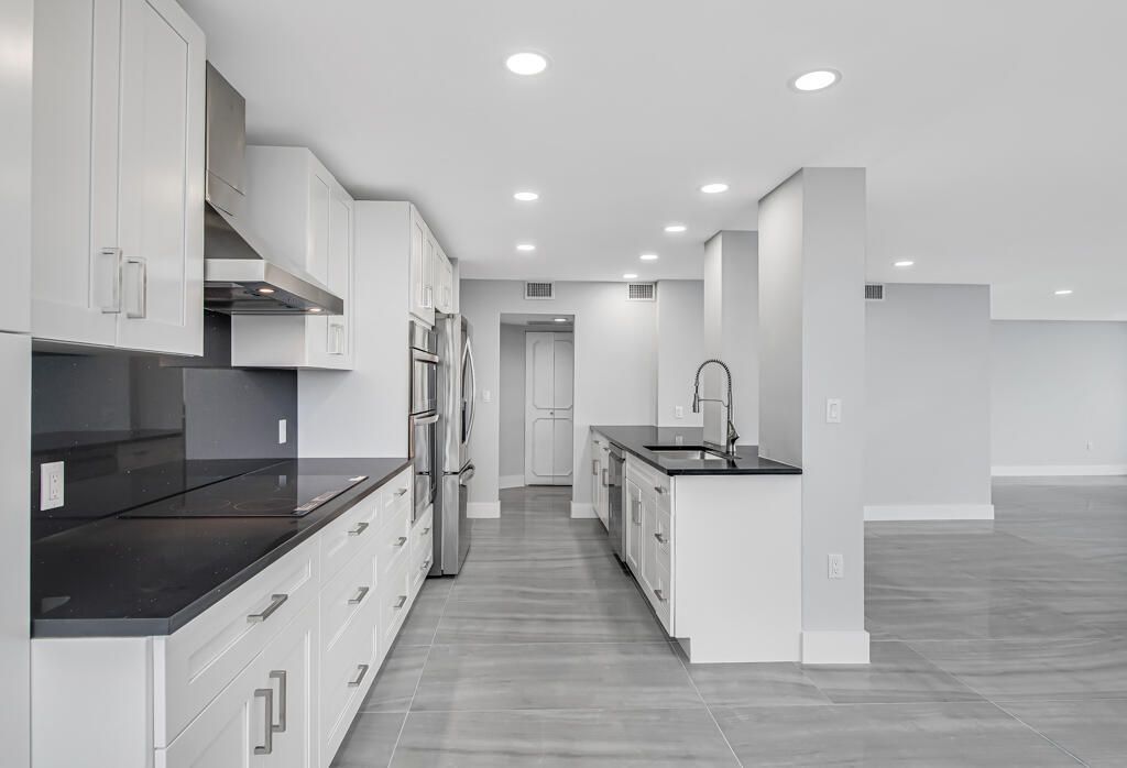 2751 S Ocean Drive, Unit 1008, Hollywood, FL 33019 Photo