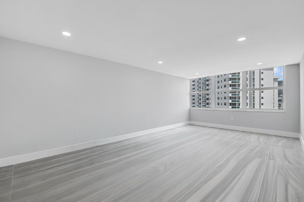 2751 S Ocean Drive, Unit 1008, Hollywood, FL 33019 Photo
