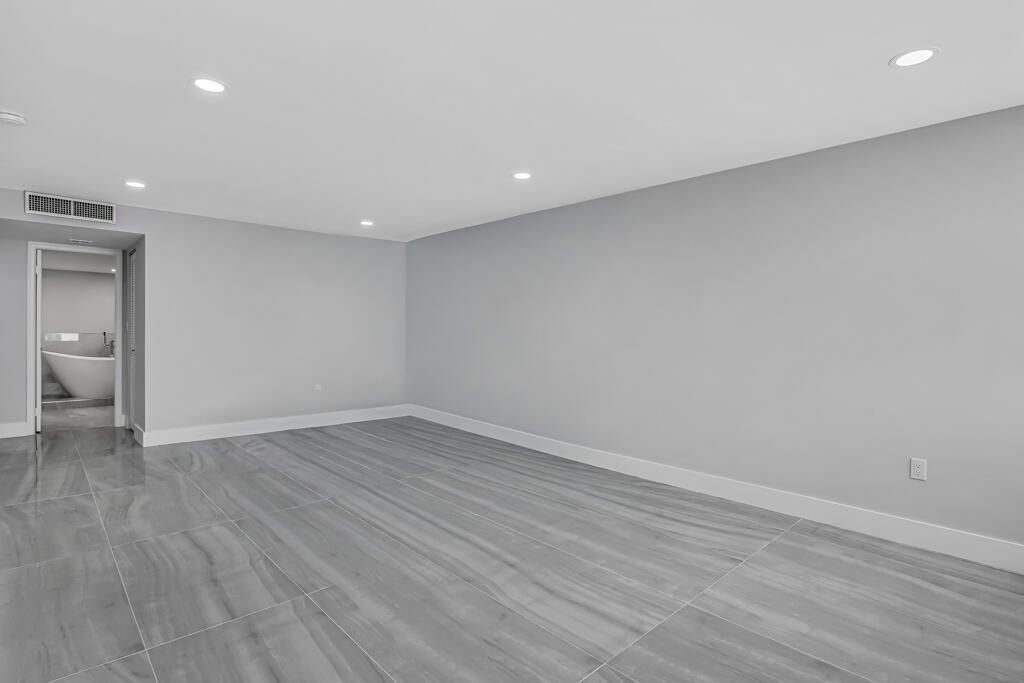 2751 S Ocean Drive, Unit 1008, Hollywood, FL 33019 Photo