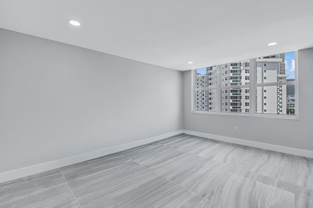 2751 S Ocean Drive, Unit 1008, Hollywood, FL 33019 Photo