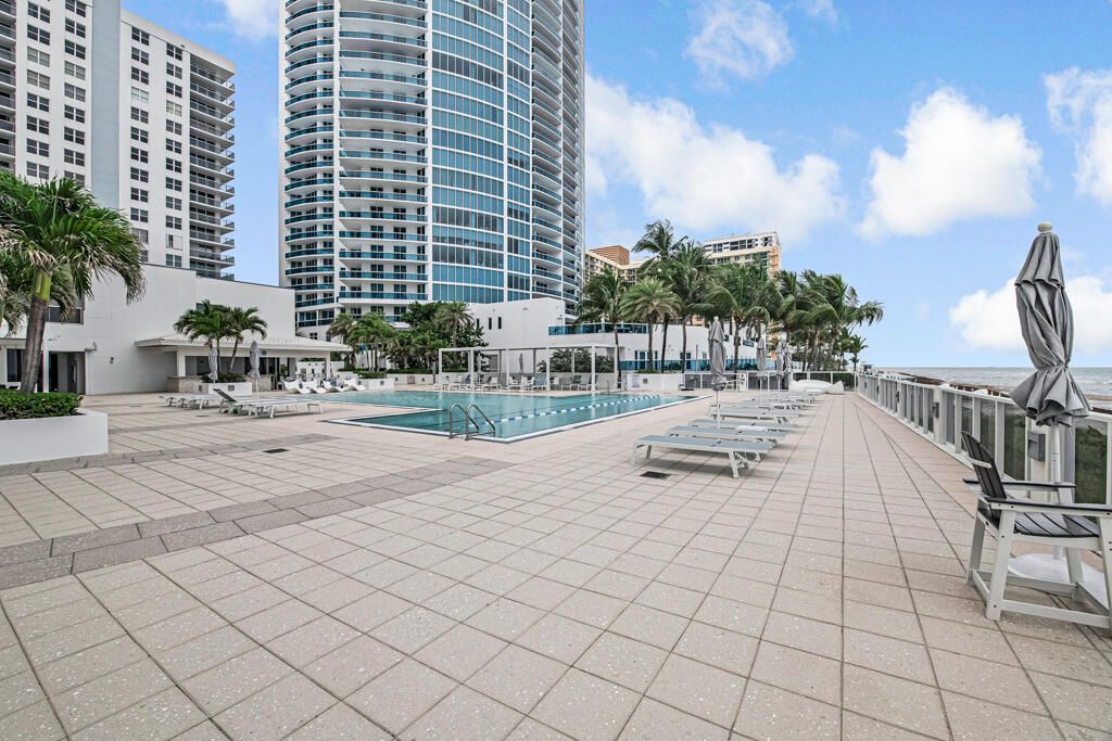 2751 S Ocean Drive, Unit 1008, Hollywood, FL 33019 Photo