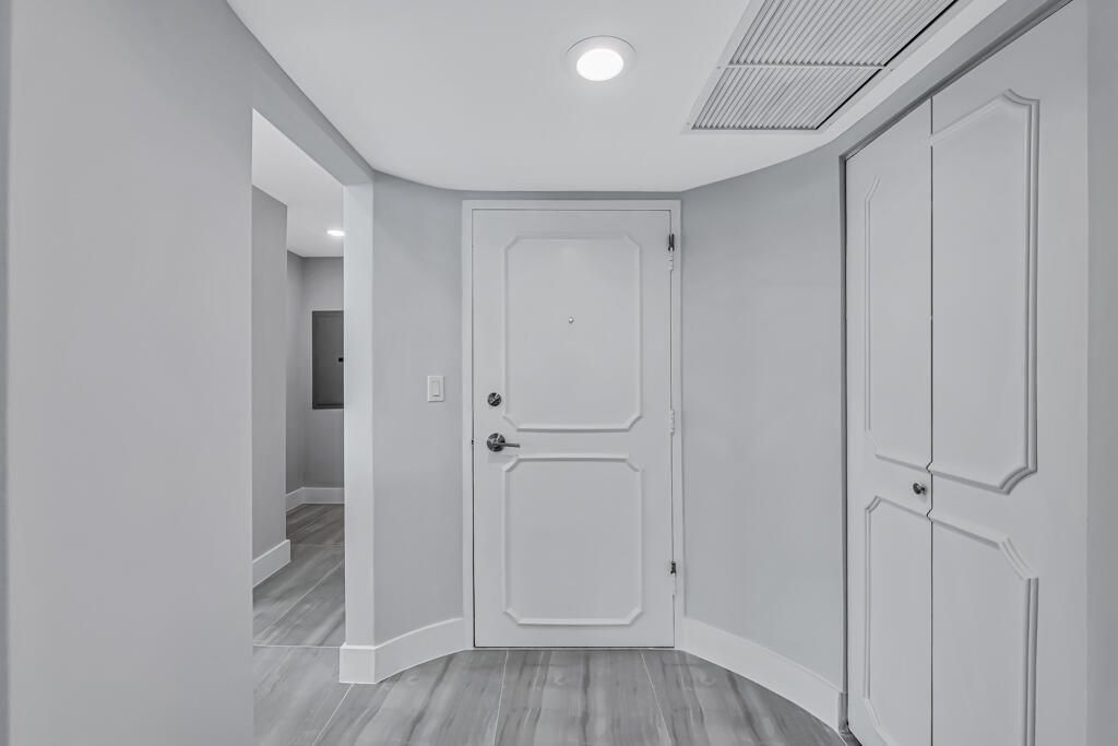 2751 S Ocean Drive, Unit 1008, Hollywood, FL 33019 Photo