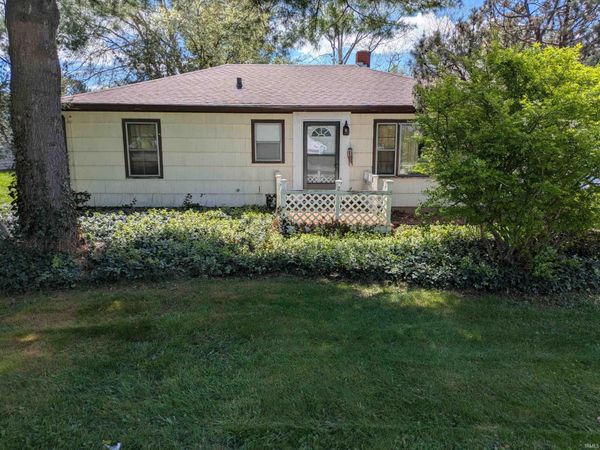 19660 Jackson Road, South Bend, IN 46614