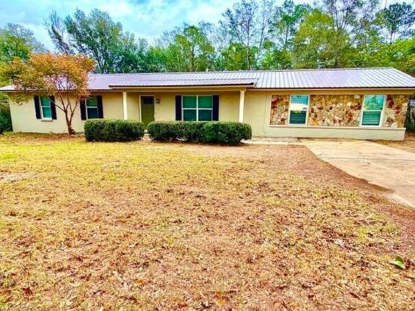 5434 Mill Creek Road, Graceville, FL 32440
