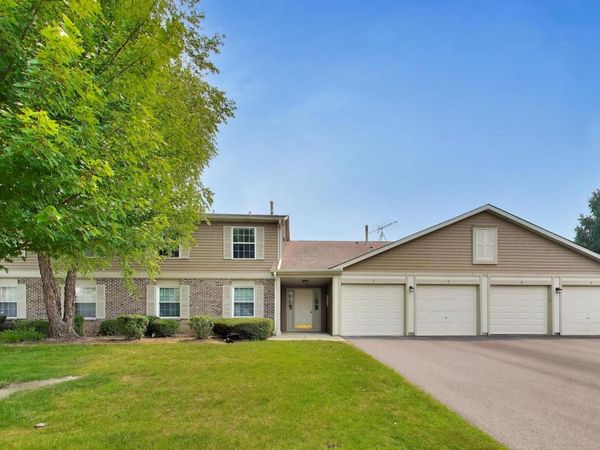 310 Crestview Drive , Unit A, Wauconda, IL 60084