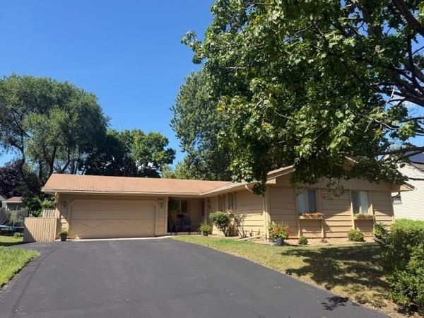 3901 Louisiana Avenue N, New Hope, MN 55427