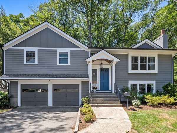 109 Linden St, Needham, MA 02492
