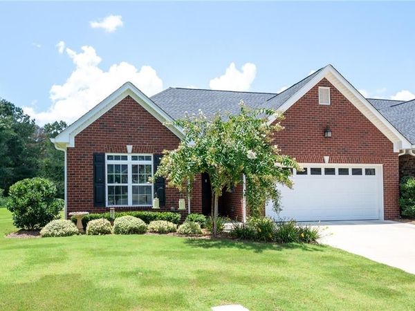 121 Freedoms Way , Calhoun, GA 30701