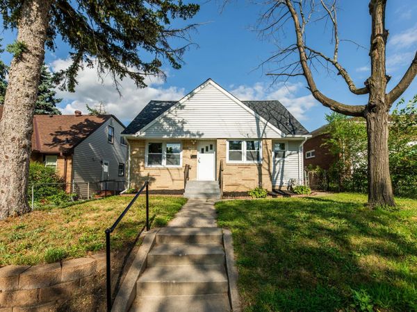 4253 6th Street NE, Columbia Heights, MN 55421