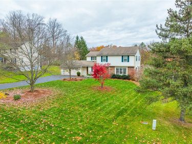 23 Watchet Lane , Fairport, NY 14450