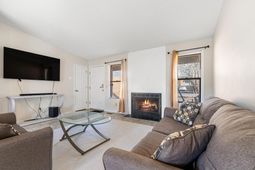37 Canterbury Court photo 4
