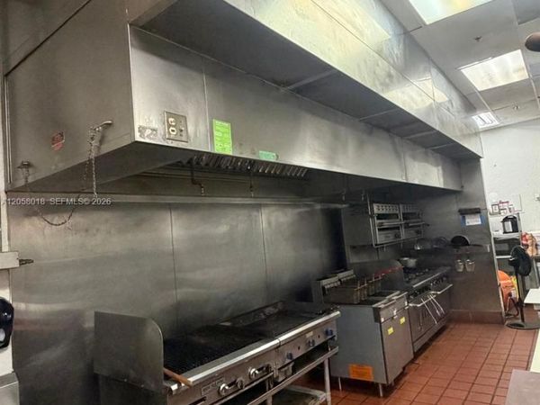 Confidential , Doral, FL 33178