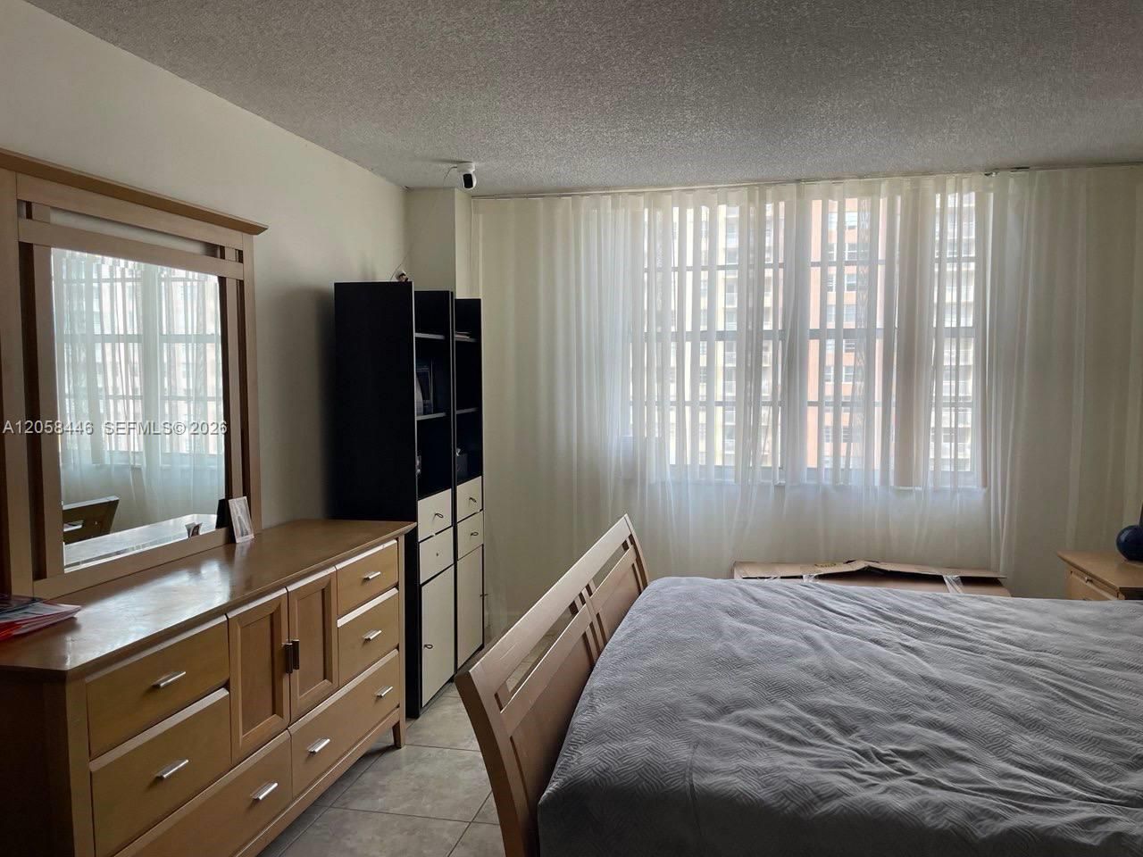 250 174th St, Unit 1607, Sunny Isles Beach, FL 33160 Photo