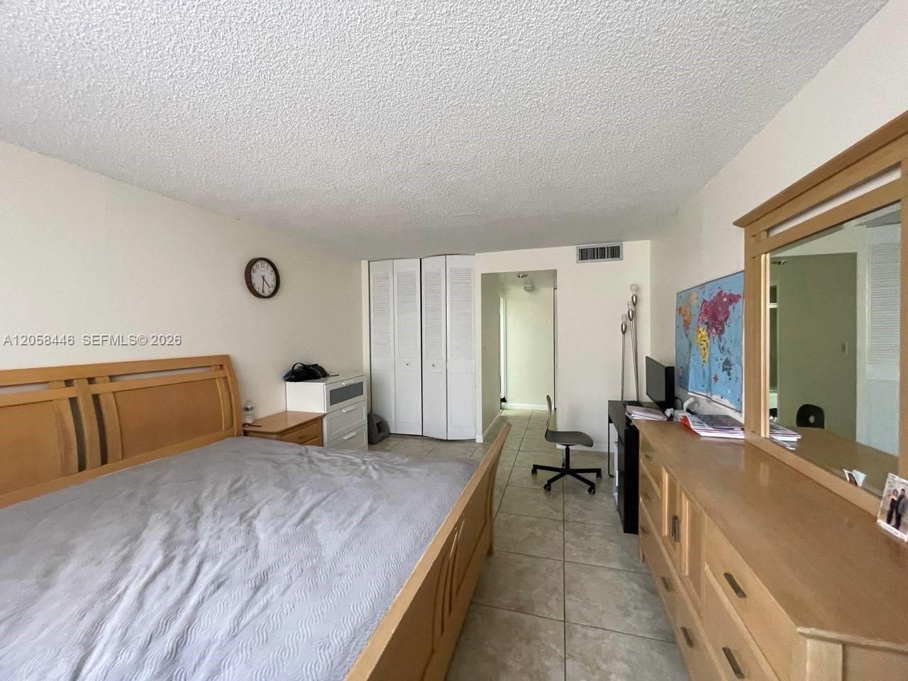 250 174th St, Unit 1607, Sunny Isles Beach, FL 33160 Photo