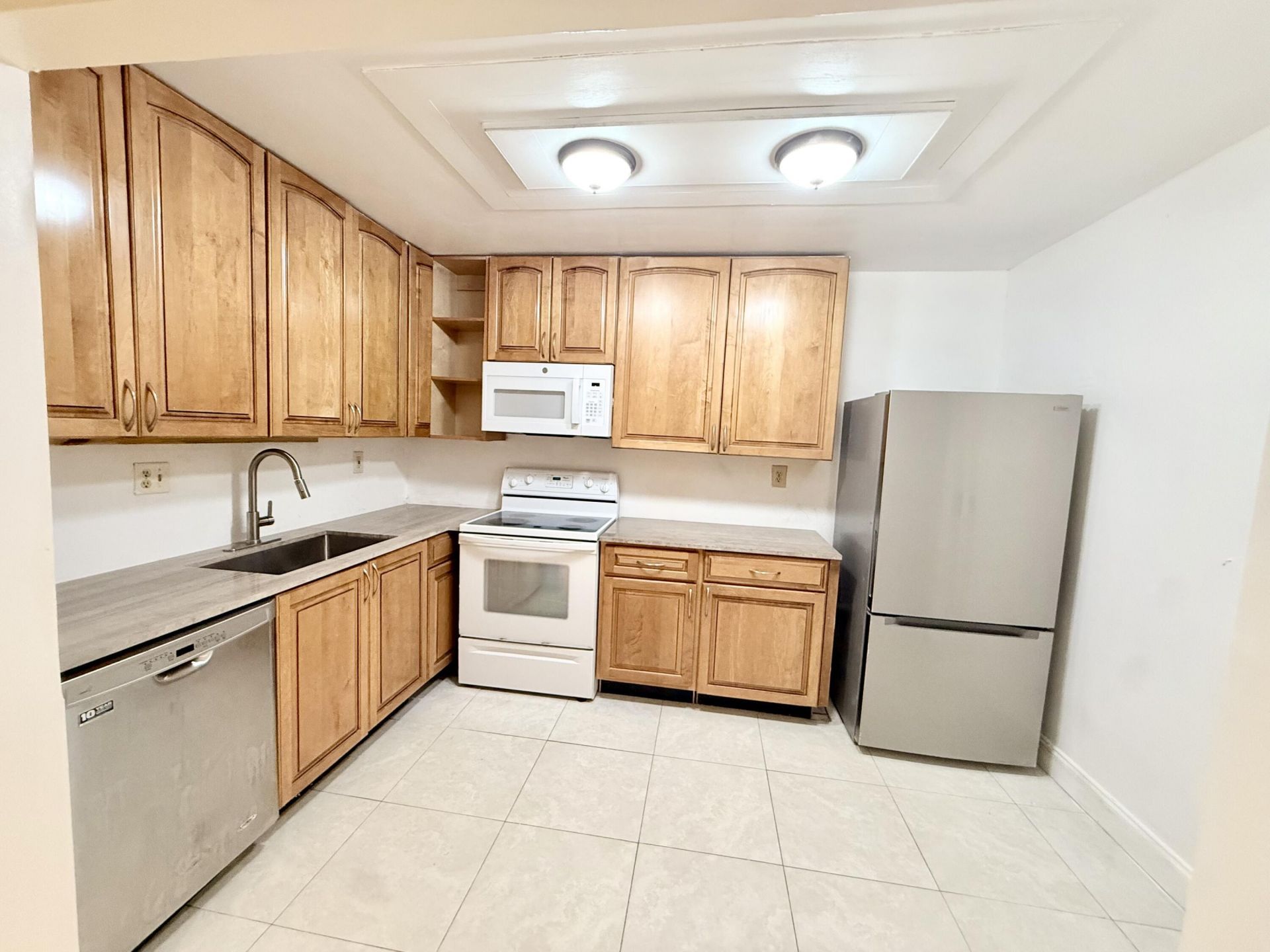 4115 NW 88th Avenue, Unit 203, Coral Springs, FL 33065 Photo