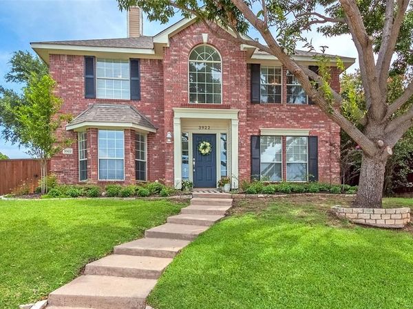 3922 Rolling Oaks Drive , Carrollton, TX 75007