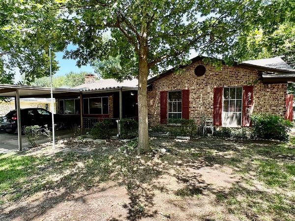 404 Birchwood Circle , Mesquite, TX 75149