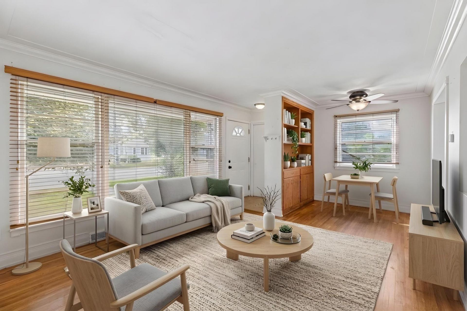 247 Point Douglas Road N Saint Paul, MN 55106