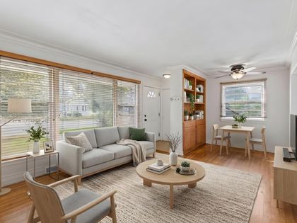 247 Point Douglas Road N Saint Paul, MN 55106