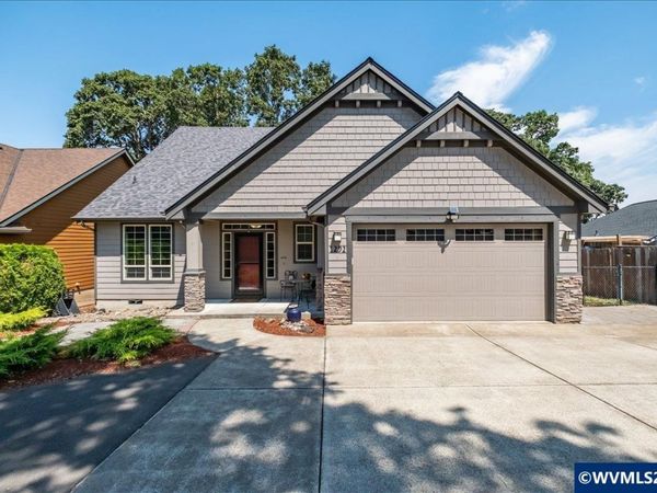 1292 Barnabas St NW, Salem, OR 97304