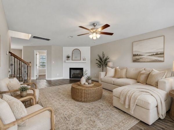 1061 Whitney Dr, Clarksville, TN 37042