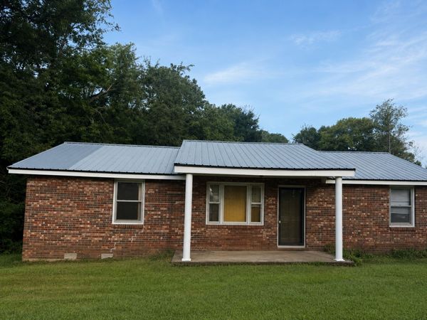 2365 Bearwallow Rd , Ashland City, TN 37015