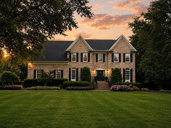 9023 Fallswood Ln, Brentwood, TN 37027
