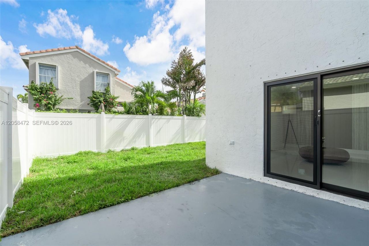 17319 SW 22nd St , Miramar, FL 33029 Photo