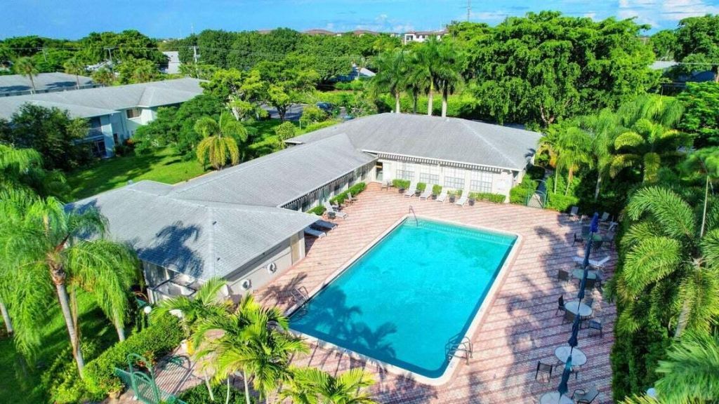 2760 SW 22nd Avenue, Unit 1710, Delray Beach, FL 33445 Photo