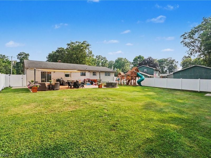 118 Robinwood Drive, New Middletown, OH 44442 Photo 36