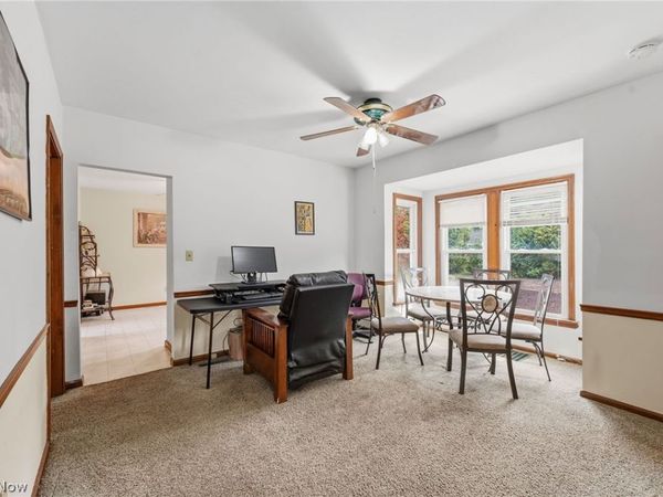 115 Avon Point Avenue , Avon Lake, OH 44012
