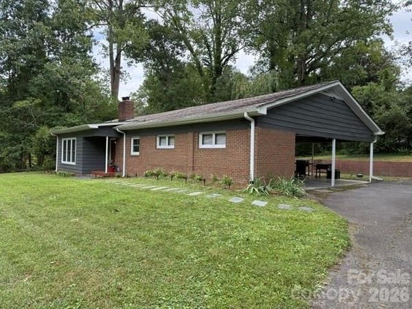 138 Circle Drive , Thomasville, NC 27360
